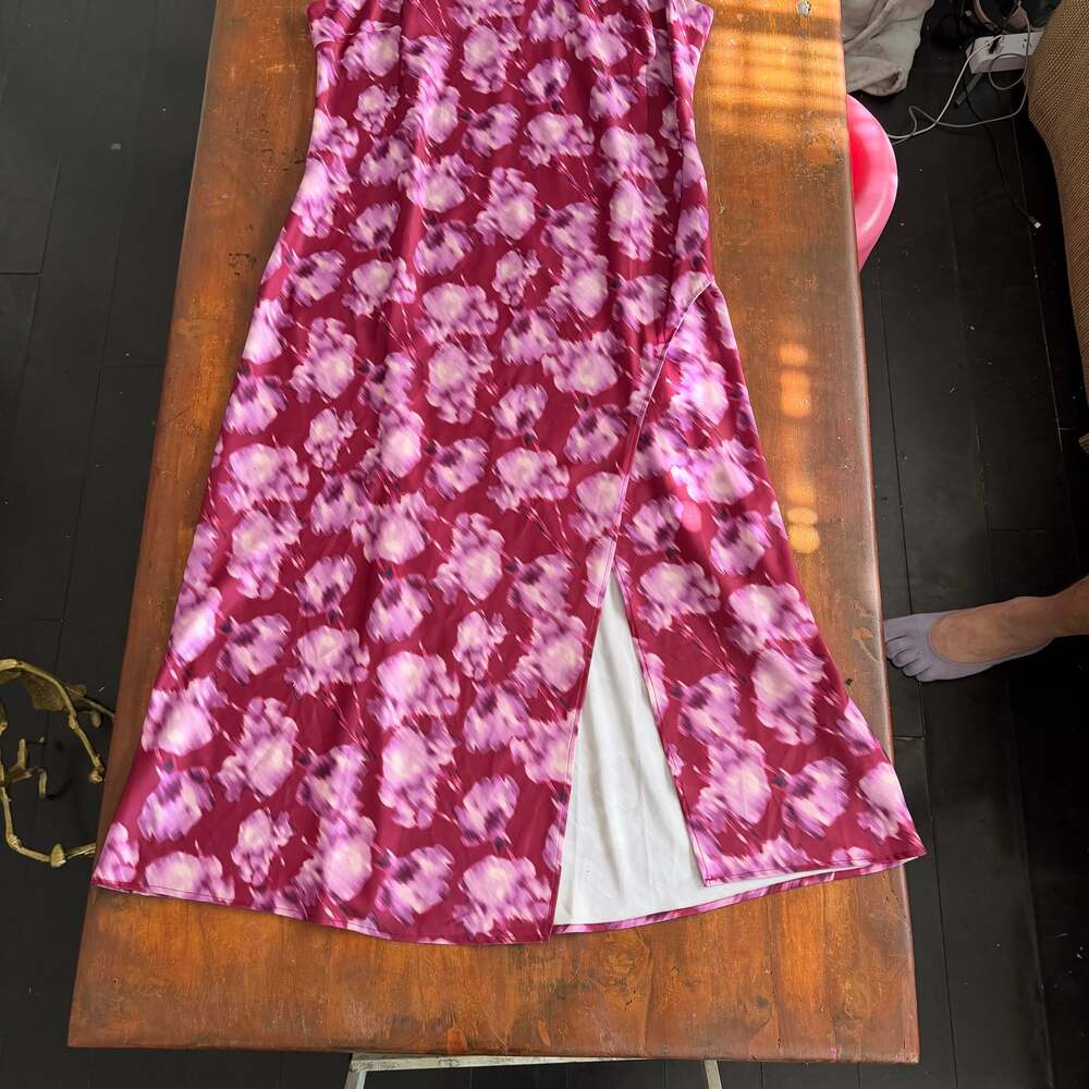 Scoop XXL Floral Print V-Neck Midi Slip Dress with Side Slit